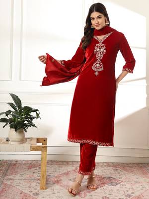  velvet maroon kurta dupatta set with embroidery 1