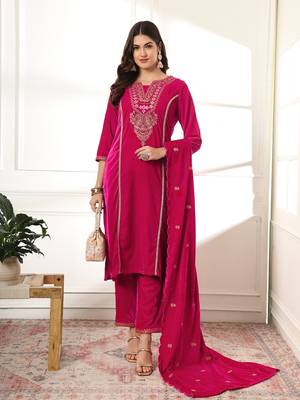  velvet pink kurta dupatta set with embroidery 1