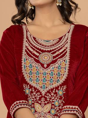  maroon velvet embroidered a have  dupatta set 4