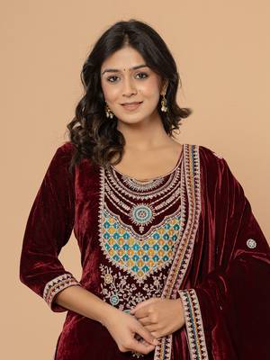  burgundy velvet embroidered a have  dupatta set 5