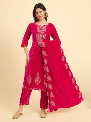  pink velvet kurta trouser and dupatta set with embroidery 1
