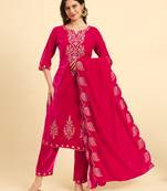  pink velvet kurta trouser and dupatta set with embroidery