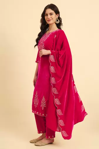  pink velvet kurta trouser and dupatta set with embroidery
