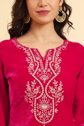  pink velvet kurta trouser and dupatta set with embroidery
