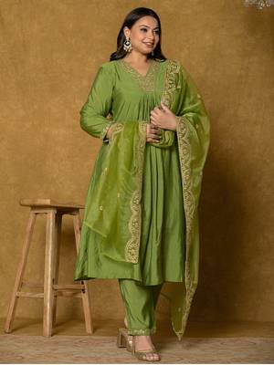 green silk embroidered plus size kurta dupatta set 2