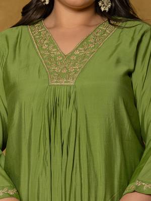 green silk embroidered plus size kurta dupatta set 4