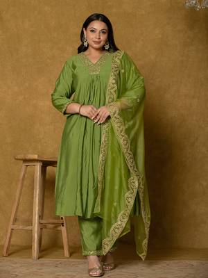 green silk embroidered plus size kurta dupatta set 5
