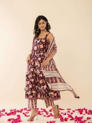  brown sleeveless cotton kurta with dupatta set 2