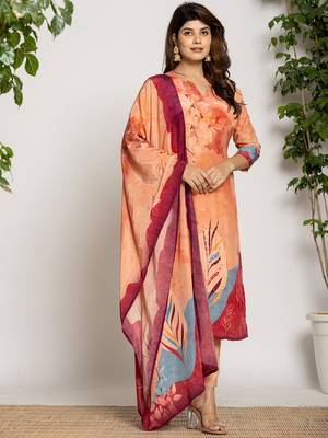  peach pure crepe placement print kurta dupatta set 2