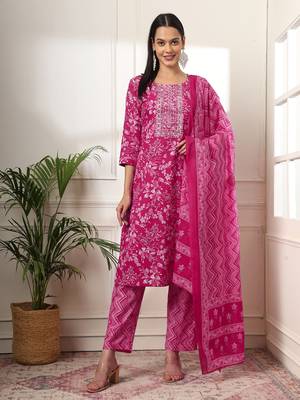  pink pure cotton floral print embroidered kurta dupatta pant set 1
