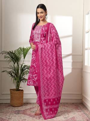  pink pure cotton floral print embroidered kurta dupatta pant set 2
