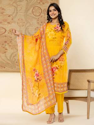  pure oragnza kurta set with pant and dupatta comes with cotton lining and intricate handwork 1