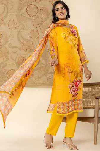  pure oragnza kurta set with pant and dupatta comes with cotton lining and intricate handwork