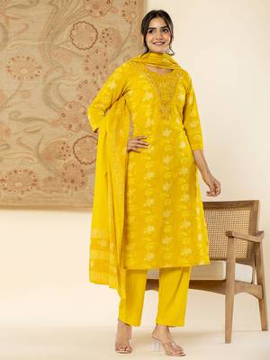  cotton mustard floral,embroidery,mirror work kurta dupatta pant set 2