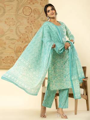  pure cotton sea green floral,embroidery kurta dupatta pant set 2