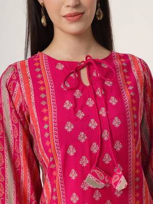  pink silk tie up kurta set with pant & dupatta 4
