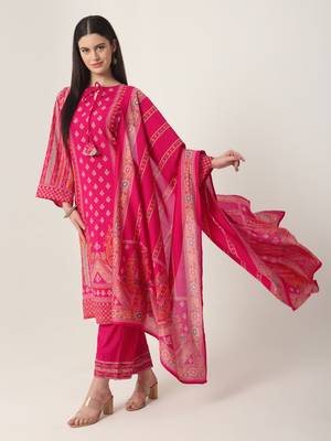  pink silk tie up kurta set with pant & dupatta 5