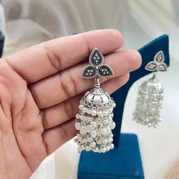 Dazzling oxidized silver pearl jhumka earrings - indian wedding jewelry antique partywear jhumka earrings with saree 3
