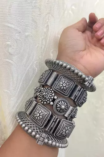 Kada set of 5 antique bangle indian vintage hand jewellery silver plated hand kada bracelet silver look openable kada