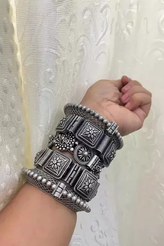 Kada set of 5 antique bangle indian vintage hand jewellery silver plated hand kada bracelet silver look openable kada