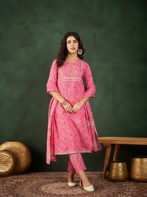 Baby pink embroidered cotton round neck kurta sets 1