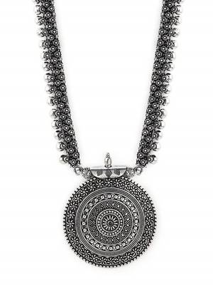 Oxidised silver-plated stone-studded necklace 4