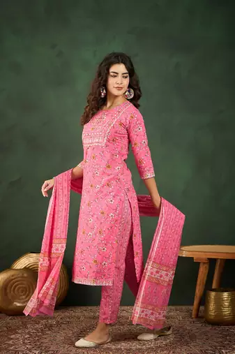 Baby pink embroidered cotton round neck kurta sets