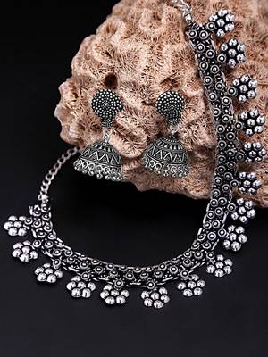 Oxidised silver-plated kolhapuri floral jewelry set with jhumkis 2