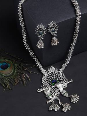 Oxidised silver-plated peacock feather jewelry set with blue & green accents 4