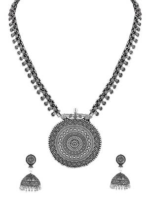 Oxidised silver-plated long jewelry set with intricate centerpiece and jhumkas 3