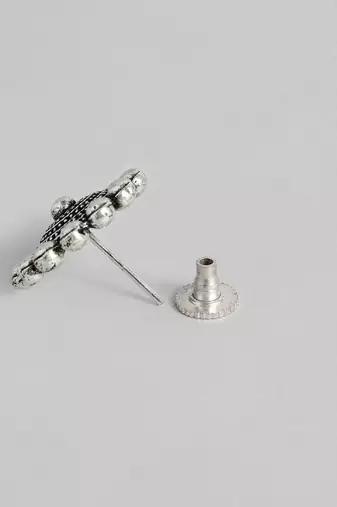 Silver-plated oxidised necklace set with earrings and matching ring