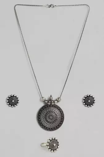 Silver-plated oxidised necklace set with earrings and matching ring