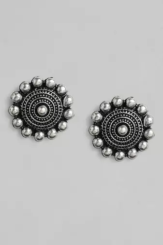 Silver-plated oxidised necklace set with earrings and matching ring