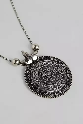 Silver-plated oxidised necklace set with earrings and matching ring