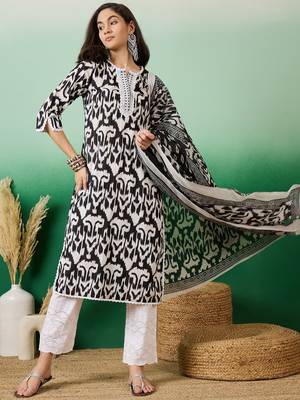 Black printed cotton round neck kurta sets 1