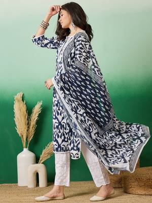 Navy blue printed cotton round neck kurta sets 3