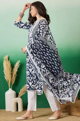 Navy blue printed cotton round neck kurta sets
