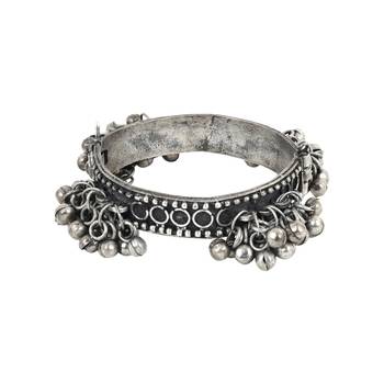 Stacked bracelet set with oxidised bracelet and embossed cuff 4