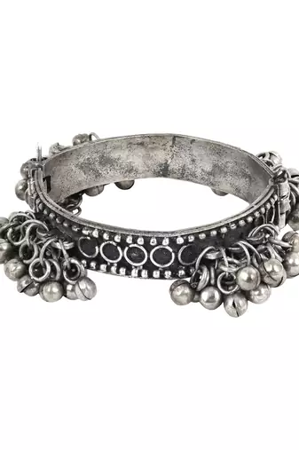 Stacked bracelet set with oxidised bracelet and embossed cuff