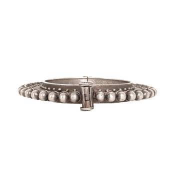 Elegant silver oxidised stacked bracelet set with bangle, haathphool, and lock clasp 4