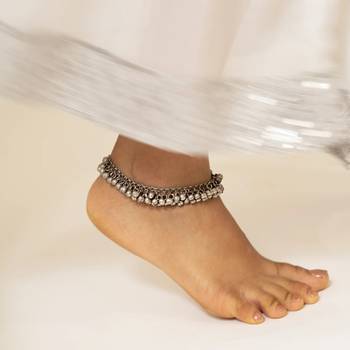 Silver-plated oxidised ghungroo anklet with lobster clasp 1