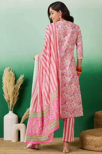Pink embroidered cotton round neck kurta sets