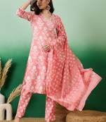 Peach embroidered cotton v neck kurta sets
