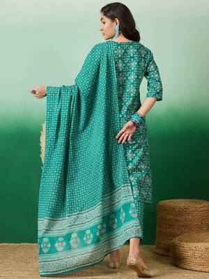 Light green embroidered cotton round neck kurta sets 2