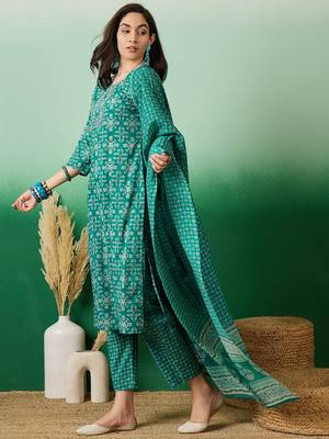 Light green embroidered cotton round neck kurta sets 3