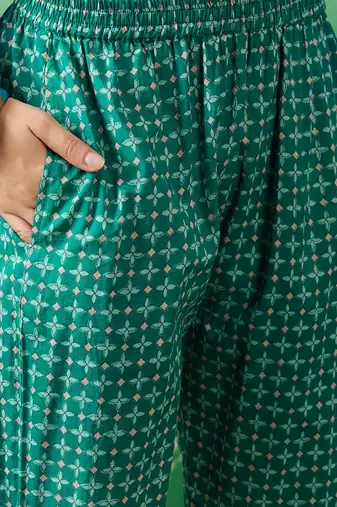 Light green embroidered cotton round neck kurta sets
