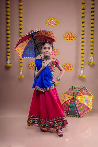 Banjara india girls kutch work embroidegreen lehenga choli set with dupatta (cc-dmnd) - green