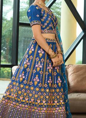 Glamorous Designer Lehenga Choli for Bridal and Bridesmaids Wedding Wear Choli 3