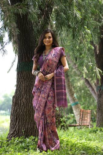 Purple Desi Tussar Silk Saree With printed pattern Pallu And Zari Weaving Border With Blouse