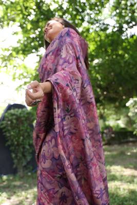 Purple Desi Tussar Silk Saree With printed pattern Pallu And Zari Weaving Border With Blouse 3